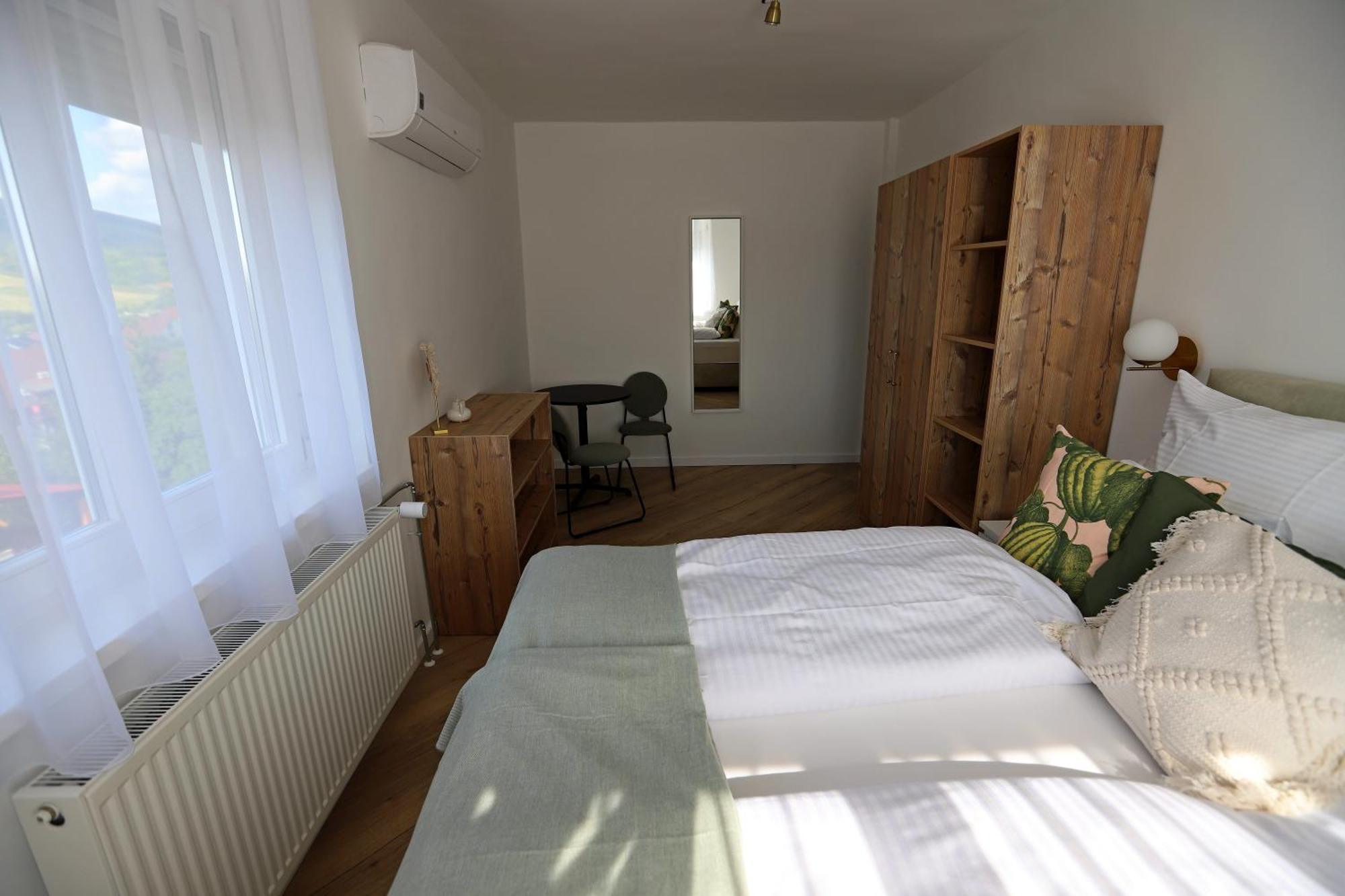 Natali Apartmanhaz Erlau Exterior foto